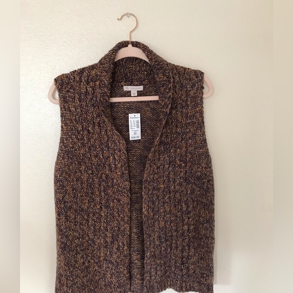 Sweater Vest - Picture 4 of 4